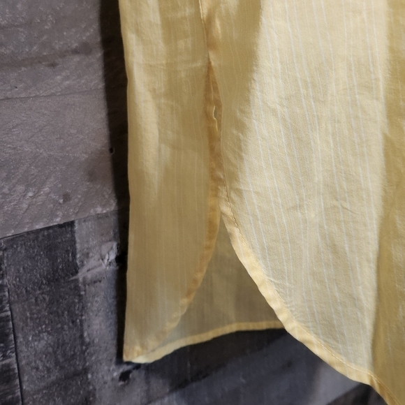 New Vince Fine Stripe Silk-blend Woven Shirt - Picture 6 of 9